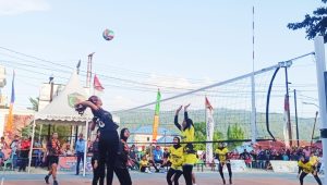 Hari Kedua Voli Ball Putri Bupati Cup Morut: Tripika Petasia dan Maju Tak Gentar Taklukan Lawan dengan Scor Telak
