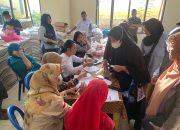 Sembako Masih Mahal, Warga di Morowali Utara Serbu Pasar Murah