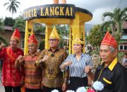 Bupati Delis Resmikan Tugu Tokie Langkai