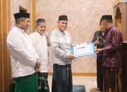 Safari Ramadhan di Tubo Sendana, Asisten 1 Ajak Jemaah Menuju Majene UMR