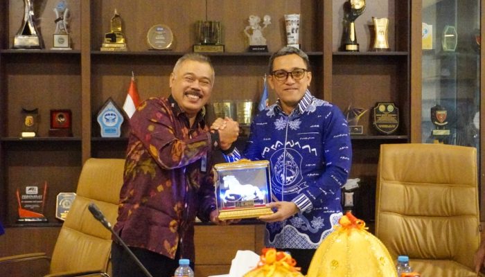 Kemenkeu RI Apresiasi Pengelolaan Keuangan Jeneponto, Serahkan Penghargaan Opini WTP
