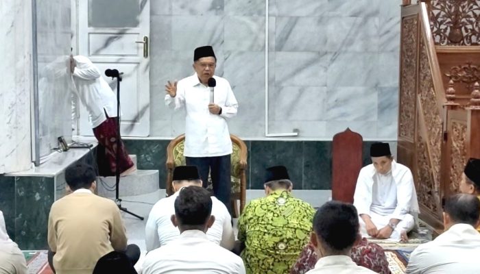 Jusuf Kalla: Masjid Harus Memakmurkan dan Dimakmurkan Masyarakat