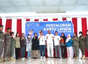 Hari Keempat Penyaluran, Kartu ATM Lansia Dibagikan untuk Delapan Desa di Angkona