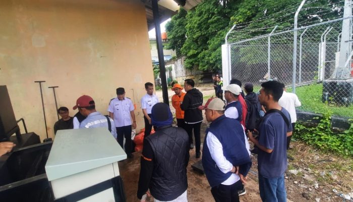 BPBD Kota Makassar Dampingi Penanganan Pohon Tumbang dan Peresmian TPS 3R di Wilayah Kepulauan