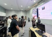 Matangkan Peluncuran Aplikasi Aduan dan Layanan Darurat 112, Kominfo Lutim Kunjungi War Room Kota Makassar