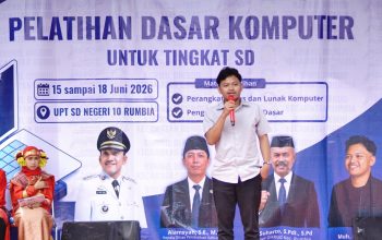 Tantangan Teknologi Masa Depan, Putra Bupati Jeneponto Gelar Pelatihan Komputer Anak SD