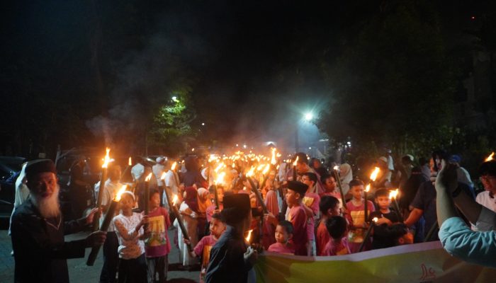 Pawai Obor Bukit Baruga