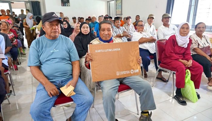 Bantuan Satu Juta Per Bulan Ringankan Beban Hidup Tukang Ojek di Wasuponda