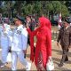 Sebelum Upacara HUT RI, Bupati dan Wakil Bupati Luwu Timur Pilih Menyapa Warga