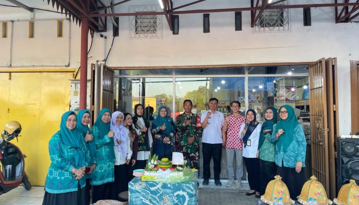 Melalui Bestari Saintek Polipangkep, Produk Wastra Berbasis Pewarnaan Kelapa Hadir di Pusat Oleh-Oleh