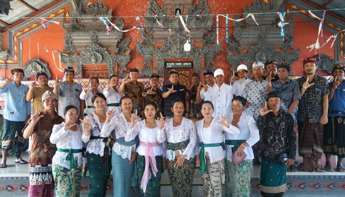 Silaturahmi di Desa Adat Yang Awighnam Astu, Bupati Irwan Pastikan Aspirasi Warga Ditindaklanjuti