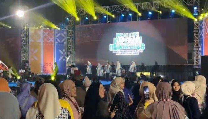 Semarakkan Expo Harkopnas ke-79, Peserta dari Pangkep Tampilkan Performa Sambung Lirik di Sorowako