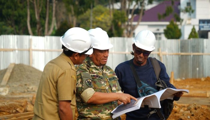 Tinjau Proyek Strategis Daerah, Bupati Irwan Tekankan Kualitas dan Kesesuaian Perencanaan Pembangunan