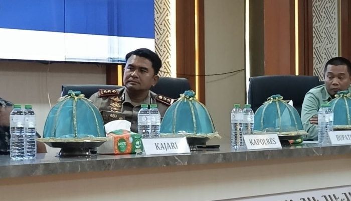 Kapolres Luwu Timur Hadiri Pemaparan Hasil Uji Coba Demplot Padi di Lahan Terdampak Kebocoran Pipa Minyak